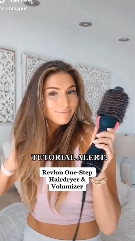 hair tutorial #hairstyles #hairideas Blow Dryer Brush Blowout, Revlon Hair Styles, Brush And Blow Dryer, How To Curl Your Hair With A Blow Dry Brush, Revlon Hair Dryer Brush Hairstyles, Revlon Brush Hairstyle, Revelon Hair Dryer, How To Do A Blowout With A Blow Dryer Brush, How To Use Revlon Brush Dryer On Curly Hair