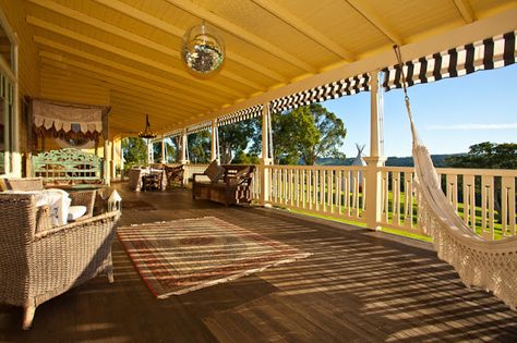 Dream Porch, Australian Architecture, Wrap Around Porch, Residential Real Estate, Australian Homes, The Deck, Porch Patio, Covered Porch, Outdoor Rooms