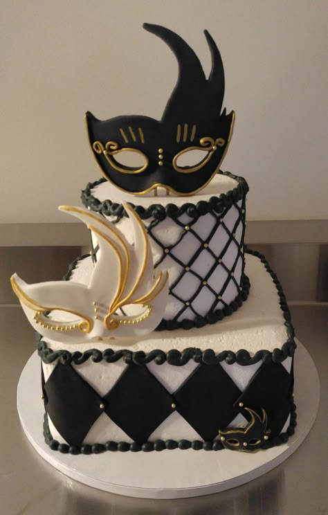 Masquerade Cake Ideas, Masquerade Party Cake, Masquerade Cake, Sweet 16 Masquerade Party, Mascarade Party, Masquerade Cakes, Mardi Gras Cake, Masquerade Ball Party, Vintage Bakery