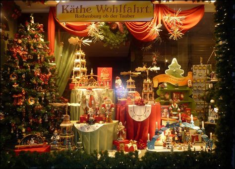 Mighty Lists: 15 amazing department store christmas window displays Christmas Window Displays, Window Displays, Christmas Store, Christmas Window, Photo Essay, Window Display, Holiday Decorations, Department Store, Christmas Decorations