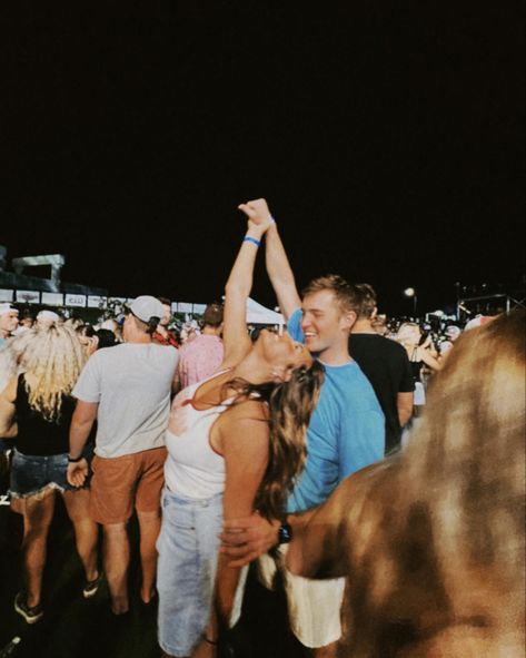 Country concert, boyfriend pose inspo, country outfit inspo, outdoor concert, stir cove, jake owen, vintage edit, summer night out Country Concert Pics With Boyfriend, Couple Country Concert Outfit, Country Concert Couple Pictures, Couple Concert Pictures, Summer Country Concert Outfit, Vintage Edit, Guy Pics, Country Outfit, Soft Launch