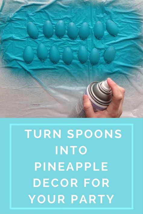 This is perfect for spring! Pineapple Decorations, Pineapple Diy Crafts, Pinapple Diy Decor, Diy Pineapple Decor, Spray Paint Pineapple, Spoons Diy, Pineapple Pendant Light, Pineapple Crafts, Pineapple Lights