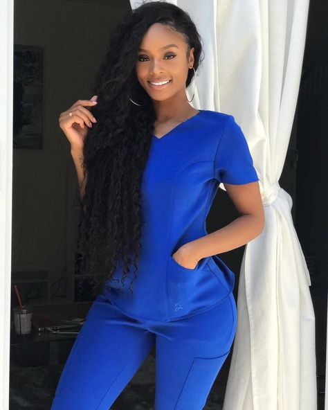 Robin B on Instagram: “— the dream is free, the hustle is sold separately 🗣  what are you dreaming for in 2019?” Dope Swag Outfits, Royal Blue Scrubs, Stylish Scrubs, Nurse Aesthetic, Black Couple Art, Black Couple, Nurse Love, Hip Muscles, Blue Scrubs