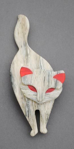 Tre Kunst, Wood Animal, Wood Cat, Diy Holz, Wooden Projects, Pallet Art, Into The Woods, Gold Eyes, Wooden Animals