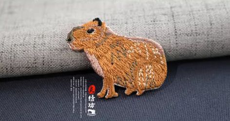 Capybara Embroidery, Creative Personality, Embroidery Sweatshirt, Rare Animals, Australian Animals, Sewing Trim, Iron On Patches, Embroidered Patches, Embellishments