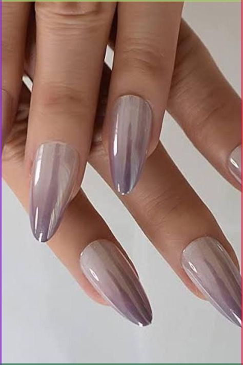 Ombre Chrome Nails, Long Press On Nails, Chrome Nails Designs, Metallic Nails, Holographic Nails, Elegant Nails, Chic Nails, Valentine's Day Nails, Artificial Nails