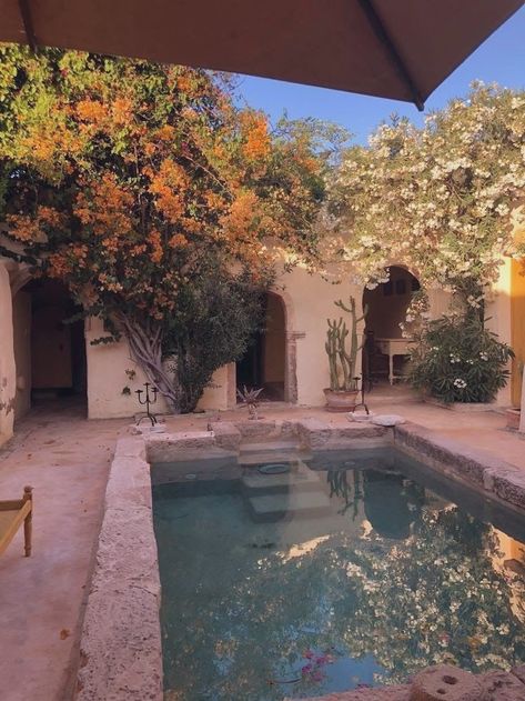 Mediterranean Aesthetics on X: "https://t.co/YBQVevV5ZV" / X Mediterranean Aesthetic, Jewish Home, Cob House, Spanish Style Homes, Backyard Pool Designs, Mediterranean Homes, Original Character, A Typical, House Goals