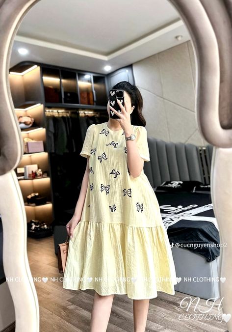 Dress Rumahan, Normal Style, Dresses For Pregnant Women, Oversize Style, Modest Dresses Fashion, Dress Maternity, Oversize Fashion, Dress Simple, Mom Fashion