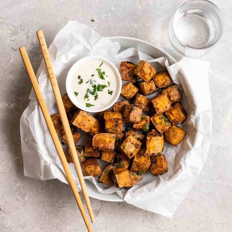 Tempeh Dishes, Tandoori Tofu, Tofu Baked, Indian Takeout, Tandoori Marinade, Tofu Cubes, Cooking Tofu, Plant Based Yogurt, Vegan Baked