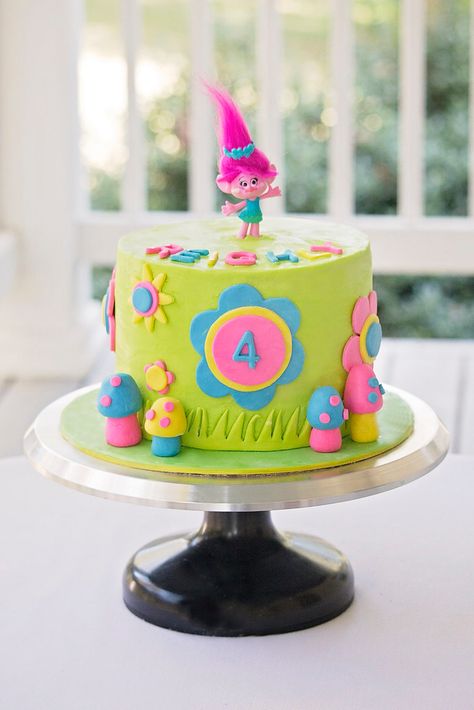 Simple Trolls Birthday Cake, Trolls Decor, Poppy Trolls Cake, Princess Poppy Cake, Trolls Birthday Party Cake, Troll Cake, Trolls Birthday Cake, Poppy Cake, Trolls Cake