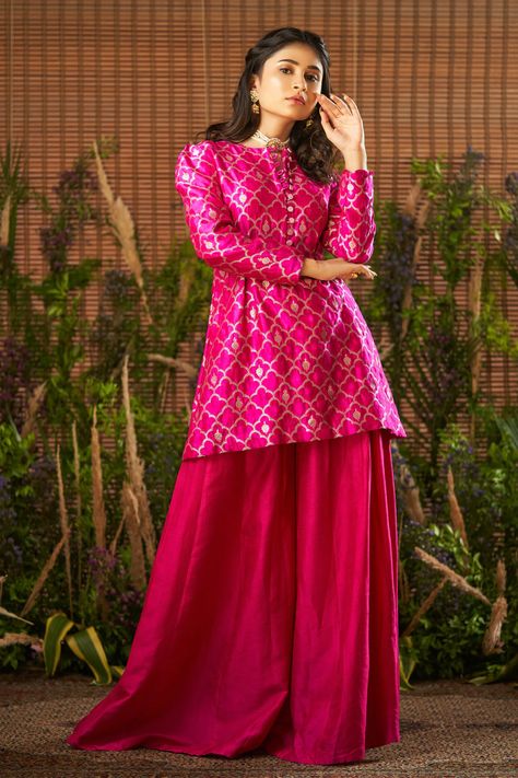 Buy Sobariko Pink Banarasi Kurta And Palazzo Set Online | Aza Fashions Short Kurti Designs, Kurta And Palazzo, Salwar Neck Designs, Kurta Palazzo Set, Banarasi Brocade, Haldi Outfit, Pink Kurta, Organza Lehenga, Blouse Casual Fashion