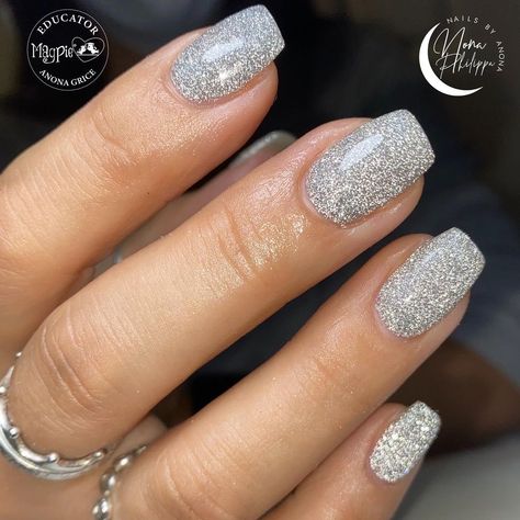 Need we say more? 😍⠀ ⠀ If you haven’t gotten your hands on ECLIPSE flash glitter yet, what are you waiting for?! ⠀ ⠀ This glitter is part of the Celestial Collection and is highly reflective! We cannot get enough of this stunning glitter and its not hard to see why! ✨⠀ ⠀ 🛒 Bring your sparkly glitzy nail designs to life by shopping ✨𝐄𝐂𝐋𝐈𝐏𝐒𝐄✨ online at www.MagpieBeautyUSA.com Silver Sparkly Nails, Silver Glitter Nails, Natural Nail Designs, Butterfly Nails, Graduation Nails, Formal Nails, Give Me Strength, Sparkle Nails, Loose Glitter