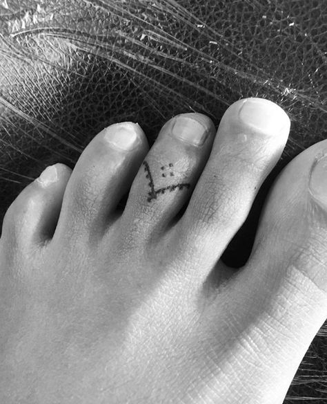 Toe Ring Tattoos For Women, Energetic Symbols, Toe Tattoos For Women Simple, Toe Tattoos For Women, Toe Ring Tattoos, Toe Tattoo, Small Symbols, Nature Spirituality, Cute Foot Tattoos