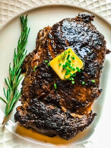 Blackened Ribeye Steak Blackened Steak Recipe, Blackened Steak, Ribeye Steak Recipe, Horseradish Recipes, Grilled Ribeye Steak, Ribeye Steak Recipes, Grilled Ribeye, Cooking The Perfect Steak, Meat Diet