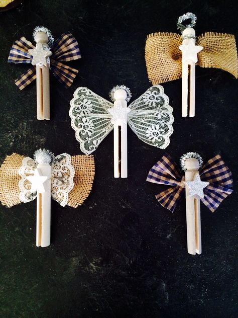 Clothespin Christmas Angels--use as ornament and attach at the end of branch Clothes Pin Ornaments, Clothespin Crafts Christmas, Christmas Clothespins, Children Christmas, Angel Crafts, Clothes Pin Crafts, Navidad Diy, Easy Christmas Diy, Christmas Angel