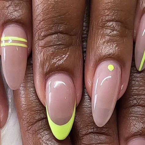 4,519 likes, 9 comments - Thien Ngan Quach (@the.nail.nest) on Instagram: "Lime Green or Neon Yellow? 💚💛 - • Apres Gelx - By Master Artist, Nessa - × Using @apres..." Neon French Tip Nails Oval, Lime Green Nails, Green Nail Designs, Oval Nails, Neon Nails, Nail Pro, French Tip Nails, Green Nails, Nails On Fleek