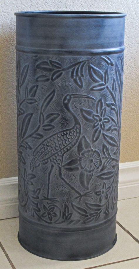 Umbrella Stand Bird Gray - Traditional - Coatracks And Umbrella Stands - by Excellent Accents Inc. Umbrella Stand Design, Garden Umbrella, Home Storage Solutions, Umbrella Holder, Entry Way Design, Umbrella Stands, Boot Room, Coat Racks, Walking Sticks