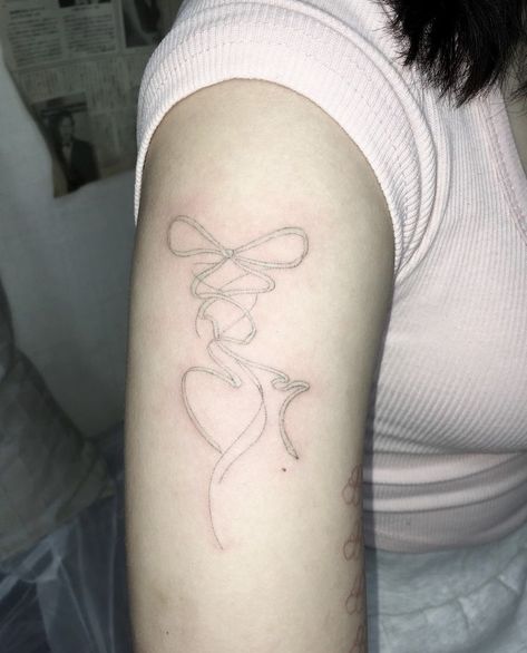 Artsy Tattoos, Doll Tattoo, Small Pretty Tattoos, Bow Tattoo, Bow Coquette, Discreet Tattoos, Girly Tattoos, Dainty Tattoos, Aesthetic Inspiration