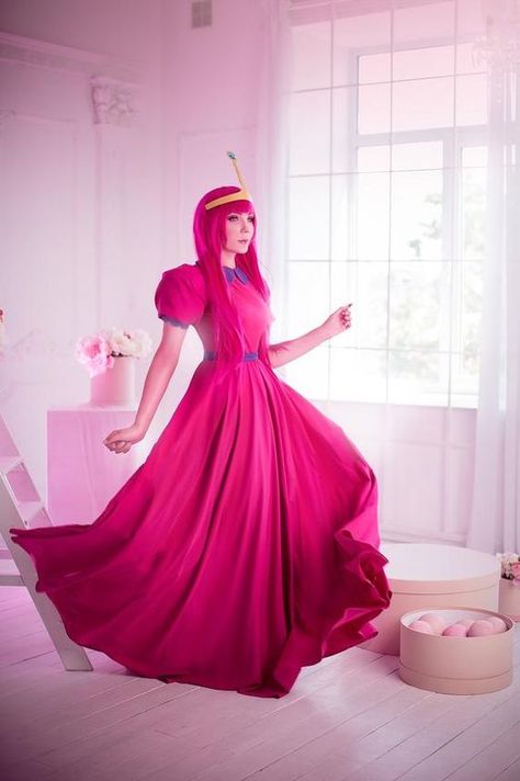 Royal Aesthetic Princess Dress, Princess Bubblegum Outfits, Princess Bubblegum Costume, Bubblegum Costume, Princess Bubblegum Costumes, Bubblegum Cosplay, Princess Bubblegum Cosplay, Gamora Cosplay, Adventure Time Cosplay