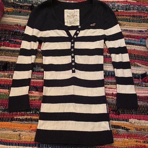 hollister striped sweater  sleeves are not full... - Depop 2000s Outfit, Striped Long Sleeve Shirt, Vintage Sweaters, Sweater Sleeves, Stripe Sweater, Hollister, Full Length, Long Sleeve Shirts, Long Sleeve