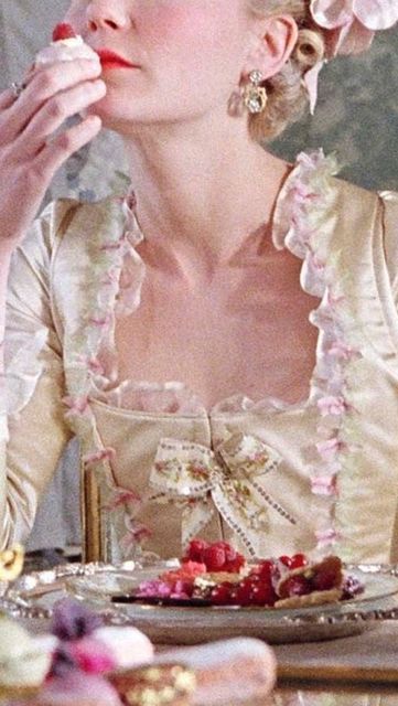 Marie Antoinette Aesthetic, Marie Antoinette Movie, Marie Antoinette Party, Directed By Sofia Coppola, Marie Antoinette 2006, Royal Core, Rococo Fashion, Royal Aesthetic, Princess Core