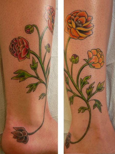 rananculus tattoo Ranunculus Tattoo, Legs Tattoos, Marigold Tattoo, Periwinkle Flower, Periwinkle Flowers, Boho Tattoos, Gorgeous Tattoos, Flower Tattoo Designs, Tattoo Inspo