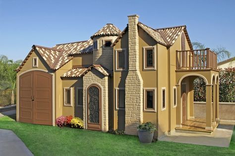 Playing house just got a lot more expensive. "The California Charmer" measures 300 square feet and includes a faux fireplace, air conditioning, electricity and a garage space. (Credit: Lilliput Play Homes) Big Playhouses, Diy Playhouse Plans, Luxury Playhouses, Castle Playhouse, Outside Playhouse, Custom Playhouse, Childrens Playhouse, Quiz Buzzfeed, Playhouse Plans