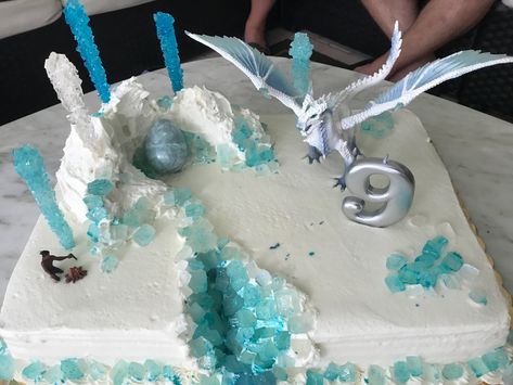 Wings Of Fire Cakes, Wings Of Fire Cake Ideas, Wings Of Fire Birthday Cake, Wings Of Fire Cake, Fire Birthday Cake, Wings Of Fire Birthday, Dragon Birthday Theme, Fire Party Ideas, Fire Birthday