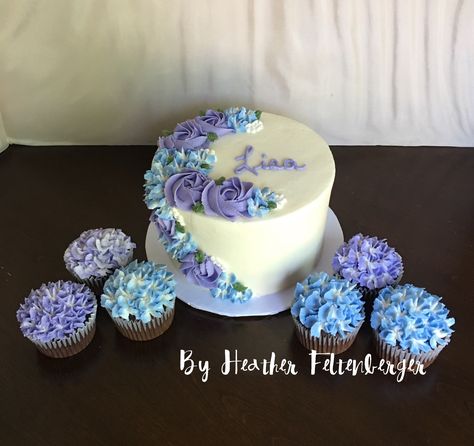 Blue Purple And White Cupcakes, Purple And Teal Cake, Blue And Purple Hydrangea, Light Blue Wedding Cake, Hydrangea Cupcakes, Teal Cake, Lavender Wedding Cake, Lavender Cupcakes, Blue Purple Wedding