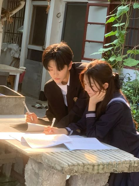 if you could see the sun | ann liang | alice and henry | romance book aesthetic Couples Studying Together, Alice Sun, Henry Li, Ann Liang, High School Couples, Romance Book Aesthetic, Academic Rivals, School Romance, High School Love