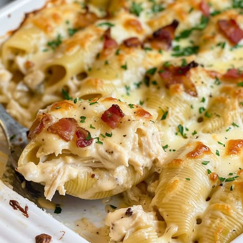 Stuffed Shells Alfredo Chicken, Chicken Bacon Ranch Stuffed Shells, Frozen Stuffed Shells Recipe, Stuffed Shells Alfredo, Pasta Shells Stuffed, Slow Cooker Cabbage, Slow Cooker Cabbage Rolls, Pesto Dishes, Chicken Bacon Alfredo