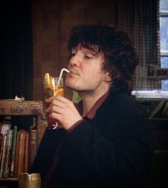 Bernard Black, Dylan Moran, Irish Accent, Vampire Art, Black Books, Book Tv, Live Laugh Love, Pretty Men, Film Movie