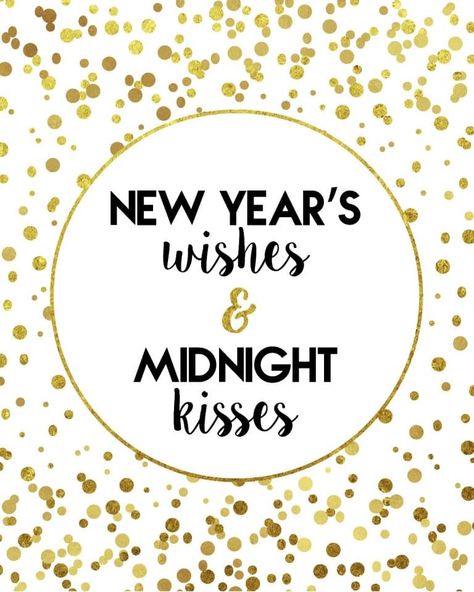 New Years Wishes, New Year Text Messages, Frame Quotes, New Year Printables, New Year Wishes Messages, Letterboard Quotes, New Year's Kiss, Lip Sense, New Year Text