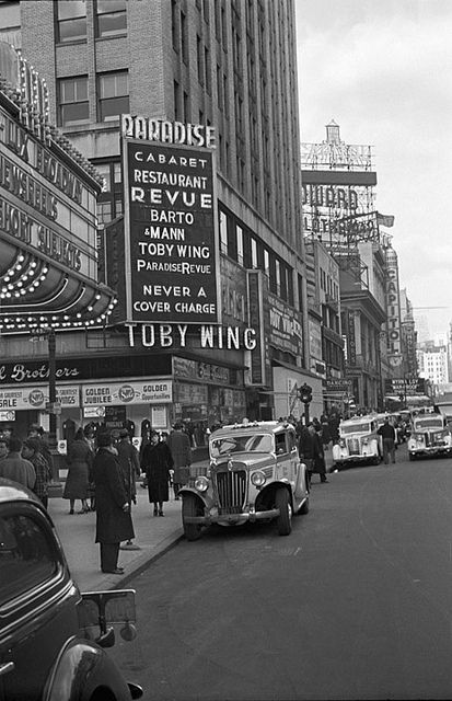 Insane Reference, 1920s City Aesthetic, 1920 New York, 1920s New York, New York City 1920s, 1920s Architecture New York, Art Deco City, 1939 Worlds Fair New York, Nyc History