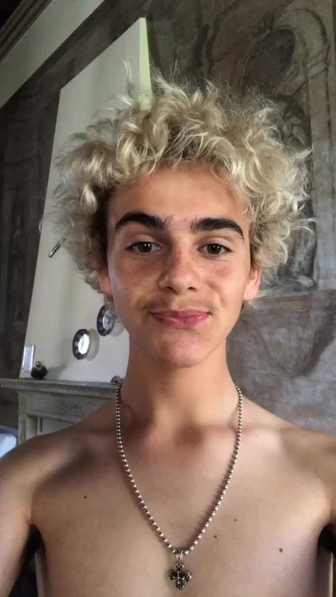 Jack Grazer Cute, Jack Dylan Grazer Edits, Jack Dylan Grazer Funny Videos, Jack Dylan Grazer Funny, Jack Dylan Grazer Blonde, Jack Finn, Jack G, Cute Guy Pics, Jack And Jack