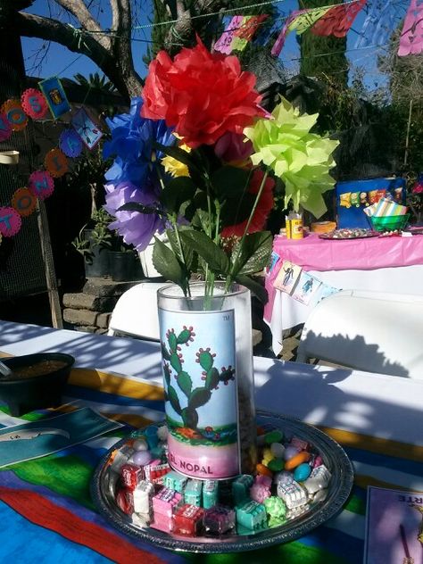 Loteria themed centerpiece xxv Mexican Theme Baby Shower, Mexican Theme Party Decorations, Mexico Party, Mexican Baby Shower, Mexican Birthday Parties, Mexican Themed Weddings, Moms 50th Birthday, Mexican Party Decorations, Mexican Fiesta Party