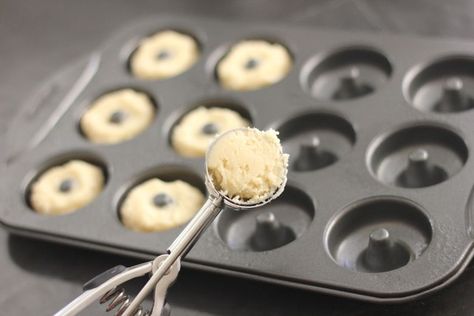 Sugar Cookie Donuts - Lovely Little Kitchen Quick Donuts, Donut Pan Recipe, Chef Desserts, Donut Dough, Cookie Donut, Donuts Homemade, Mini Donut Recipes, Fruit Pizza Sugar Cookie Recipe, Pizza Sugar Cookie