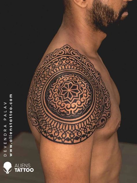 Creative Geometric Tattoo Ideas For You | Aliens Tatoo Hindi Tattoo Men, Mandala Tattoo On Shoulder, Mandala Tattoo For Men, Mandala Shoulder Tattoo, Geometric Tattoo Shoulder, Upper Shoulder Tattoo, Hindi Tattoo, Mandala Tattoo Shoulder, Mandala Tattoo Men