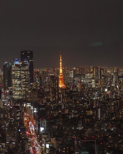 tokyo tower at night Tokyo Birds Eye View, Shibuya Sky Tokyo, Shibuya Sky Tower, City View Apartment Night Japan, Downtown Tokyo At Night, Tokyo Skyline, Tokyo Night, Tokyo Skytree, Tokyo City