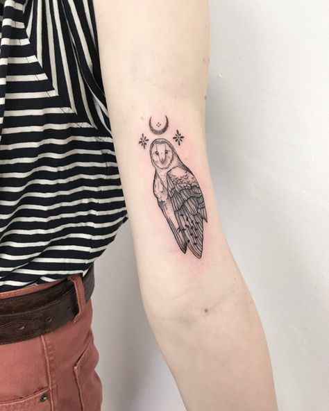 Tiny little barn owl for lovely @ediebens made last week  thank you!      #owltattoo#smalltattoo#blackwork#ukta#finelinetattoo#dotworktattoo#patternwork#brighton#brightontattoo Mistletoe Tattoo, Tiny Owl Tattoo, Snowman Tattoo, Barn Owl Tattoo, Cute Owl Tattoo, Earthy Tattoos, Owl Tattoo Design, Tattoo Portfolio, Owl Tattoo