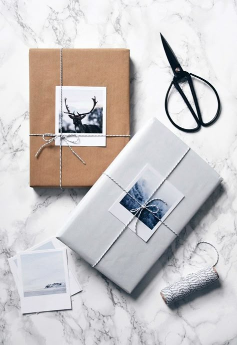 Christmas gift wrapping with Inkifi | These Four Walls blog Joululahjat Diy, Creative Gift Wrapping, Navidad Diy, Diy Gift Wrapping, Present Wrapping, Cadeau Diy, Wrapping Ideas, Homemade Christmas Gifts, Holiday Diy