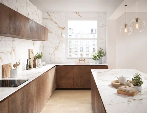 Gold Tiles Kitchen, Calacatta Gold Kitchen, Calacatta Tile, Kitchen Concrete Countertops, Kitchen Cabinetry Design, Porcelain Countertops, Calacatta Gold Marble, Tile Countertops, Modern Kitchen Interiors