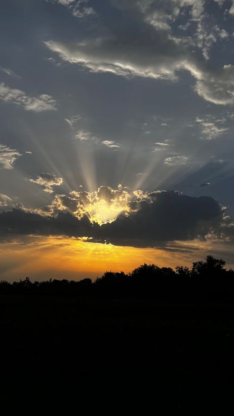 nature, sky Dream Sky Aesthetic, Insane Sky Photos, Good Sky Pictures, Incredible Sky Pictures, Best Sky Pictures, Pictures Of The Sky Sunsets, Crazy Sky Pictures, Amazing Sky Photos, Beautiful Sky Pics