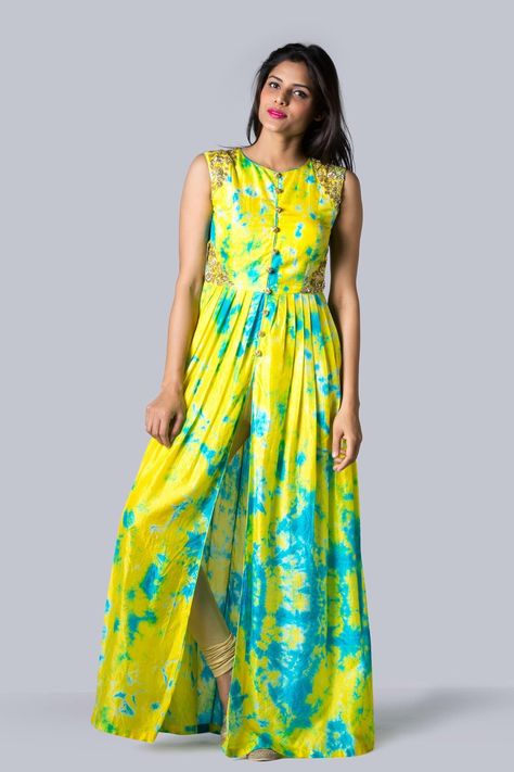 Designer Kurtis Online, Yellow And Turquoise, Long Kurti Designs, Long Dress Design, Printed Kurti, Long Frocks, Dye Dress, Saree Dress, Indian Designer Outfits