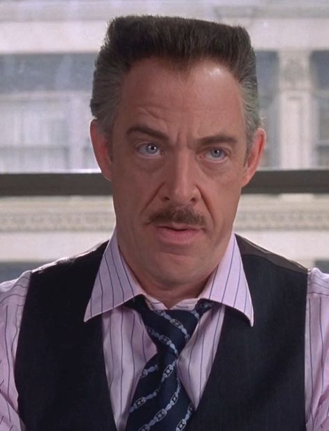 Marvel in film n°8 - 2002 - J. K. Simmons as J. Jonah Jameson - Spider-Man by Sam Raimi Jonah Jameson, J Jonah Jameson, New Spiderman Movie, J K Simmons, Daily Bugle, Amazing Spider Man Comic, Spider Man Trilogy, Spiderman Movie, Origami 3d