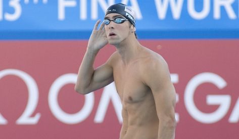 9 Signs You Have a Swimmer's Body Swimming Team Aesthetic, Swimmer Body, Michael Phelps Swimming, Scuba Diving Bucket List, Swimming Body, Diving Quotes, Swimming Pictures, Swimming Outfits, Swimmers Life