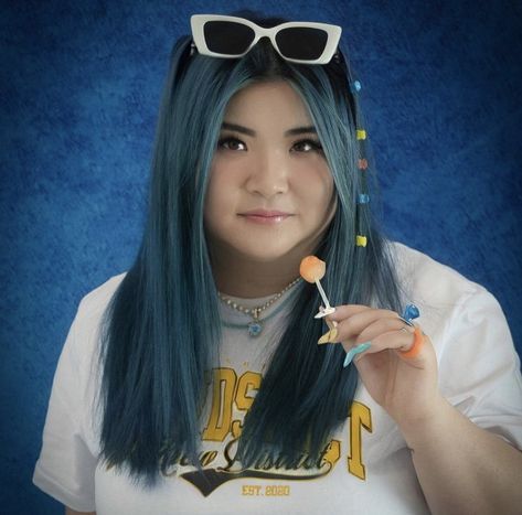 Krew academy Its Funneh, Krew Funneh, Itsfunneh Krew, It's Funneh, Blue Haired Girl, Y2k Profile Picture, Sam And Colby, Tears Of Joy, Best Youtubers