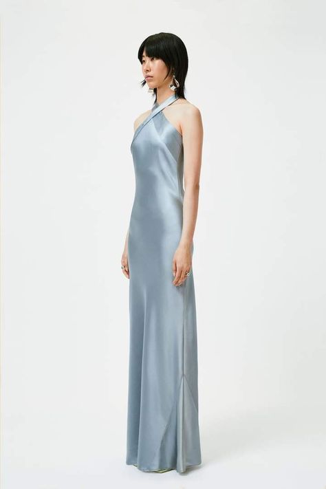 Silver Blue Dress, Galvan London, Plus Size Vintage Dresses, Roxy Dress, Chic Wardrobe, Designer Evening Gowns, Dress Luxury, Knit Dresses, Designer Evening Dresses