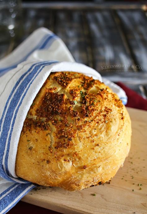 First Bread Recipe, Garbage Bread, Italian Bread Recipes, Savory Baking, Beautiful Bread, Parmesan Bread, Future Chef, Artisan Breads, Dutch Oven Bread