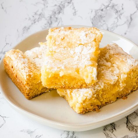 Gooey Butter Cake + 6 Variations - State of Dinner Lemon Chess Bars, Chess Bars, Lemon Cake Bars, Chess Cake, Ooey Gooey Butter Cake, Desserts Bars, Butter Cakes, Bars Dessert, Cream Cheese Bars